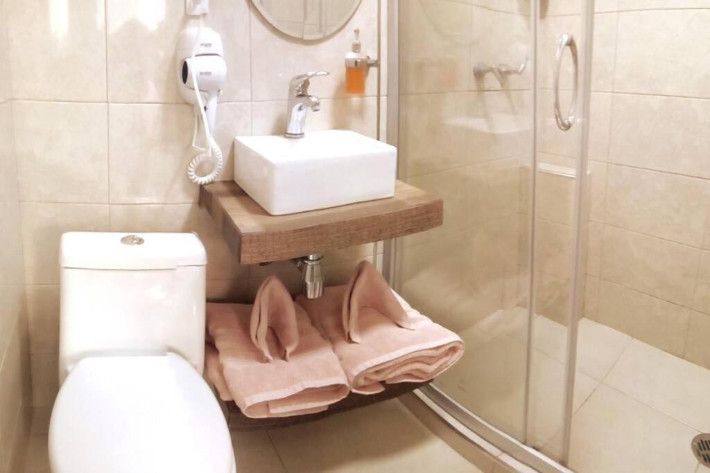 Jorge Negrete. Habitación Con Baño Privado En Apartamento México DF