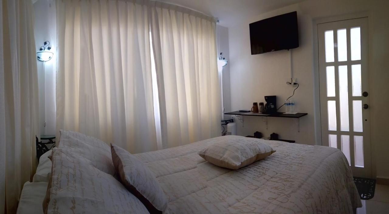 Apartamento Jorge Negrete. Habitación Con Baño Privado En